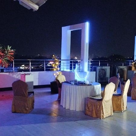 Grand Pearl Hotel & Banquet Lucknow Extérieur photo